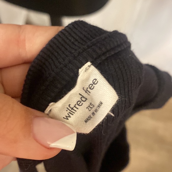 wilfred free black sleeveless midi body con dress - Picture 8 of 8